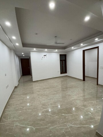 3 BHK Builder Floor For Sale in Saket