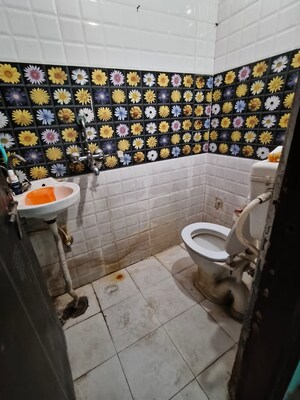 Bathroom in 1 BHK Builder Floor at Vaishali Sector 3 – for Sale