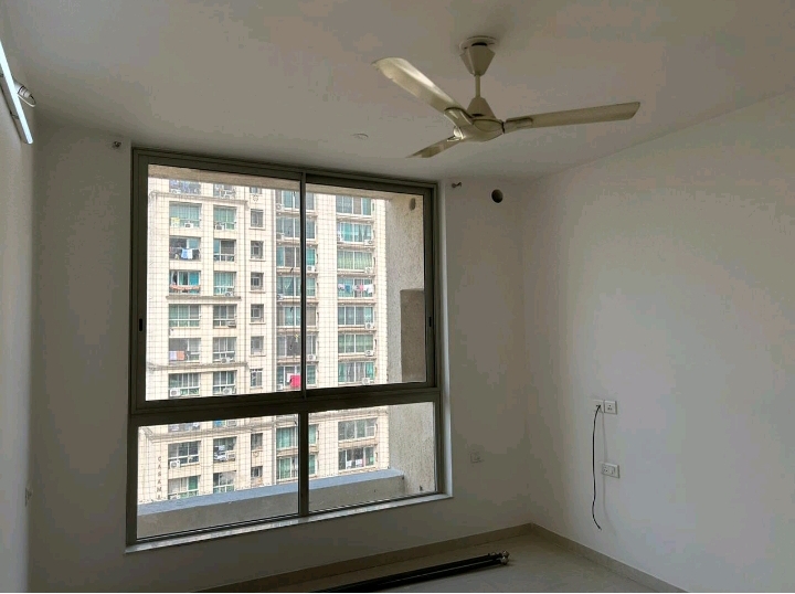1 BHK + Pooja Room 419 Sq.Ft. Apartment in Hiranandani The Walk