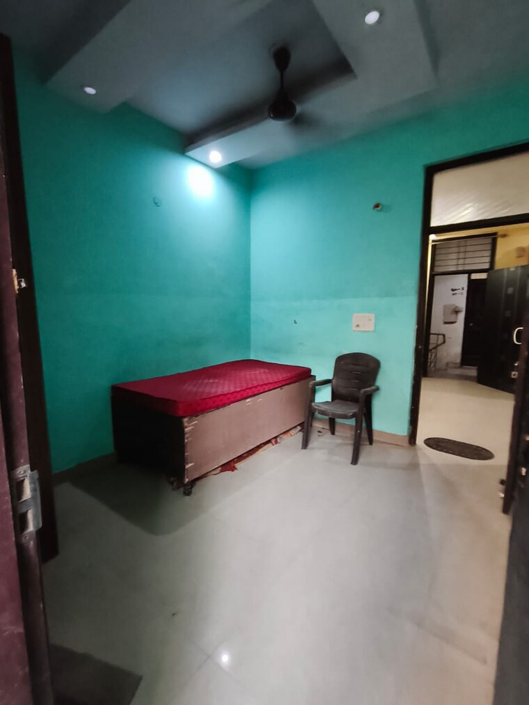 Room, vaishali sector 3 1 Bedroom 490 Sq.Ft. Builder Floor In Vaishali Sector 3 Ghaziabad 9261055