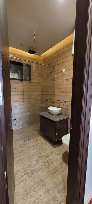 Bathroom in 3 BHK Builder Floor at Fidato Honour Homes, Sector 89 – for Sale