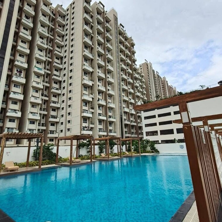 Swimming Pool, vtp-beaumonde 1 Bedroom 420 Sq.Ft. Apartment In Awhalwadi Pune 9261078