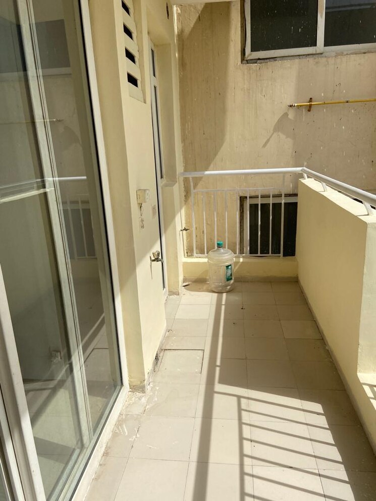 Balcony, godrej-meridien 3 Bedroom 1855 Sq.Ft. Apartment In Sector 106 Gurgaon 9261065