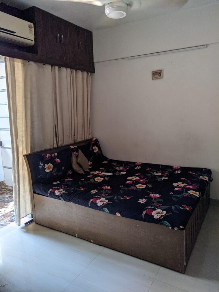 Bedroom, rushi-the-kollage 2 Bedroom 817 Sq.Ft. Apartment In Andheri East Mumbai 9261072