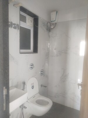 Master Bedroom in 1 BHK Apartment at Kurla East – for Rent