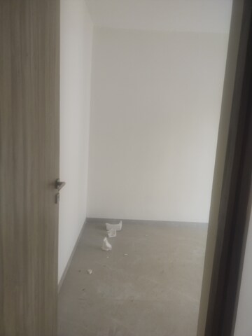 Room in 1 BHK Apartment at Kurla East – for Rent
