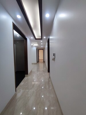 Building Lobby in 4 BHK Builder Floor at Geetanjali Enclave – for Sale