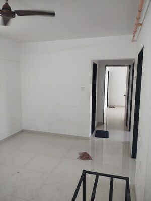 Room in 1.5 BHK Apartment at Ghatkopar East – for Rent