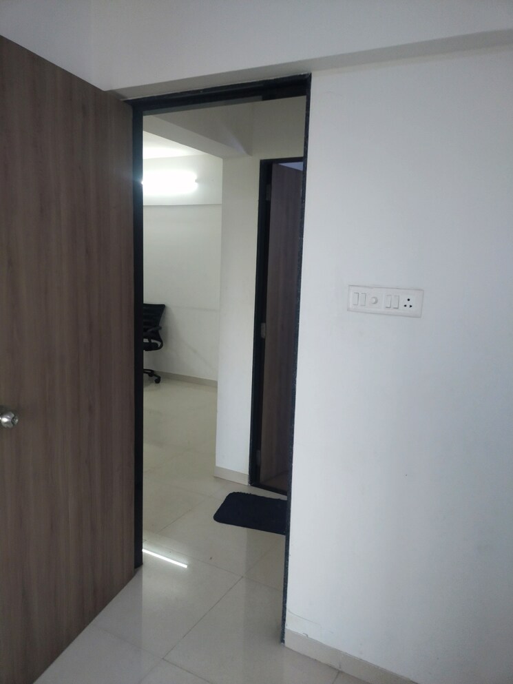 Room, ghatkopar east 1.5 Bedroom 518 Sq.Ft. Apartment In Ghatkopar East Mumbai 9261112