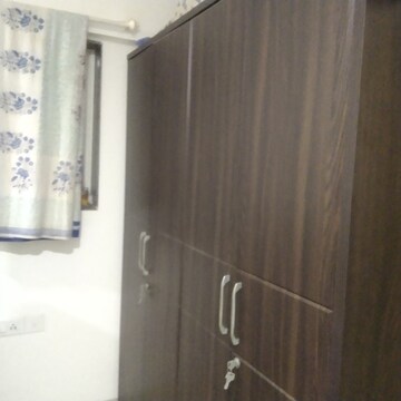 Furnished Amenities in 2 BHK Apartment at Pride Park Royale, Andheri East – for Rent