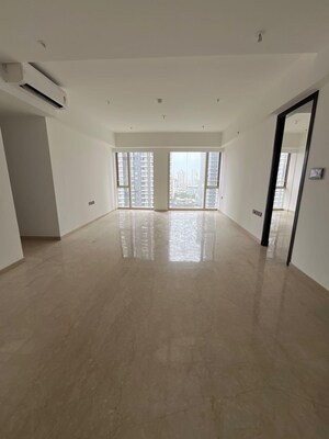 2 BHK Apartment For Rent in Lodha The Park, Worli