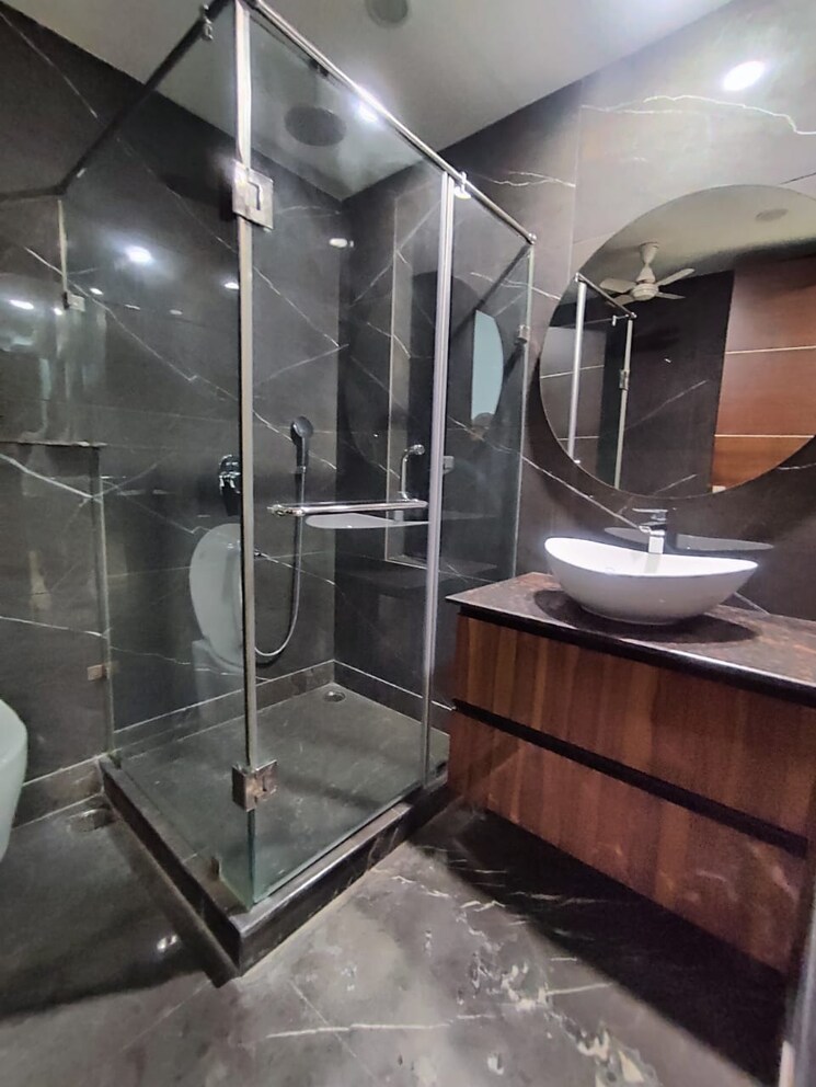 Gym, saket 3 Bedroom 2250 Sq.Ft. Builder Floor In Saket Delhi 9261152