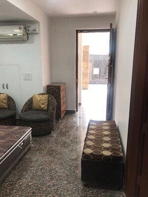 Living Room in 2 BHK Builder Floor at Ardee City, Sector 52 – for Rent