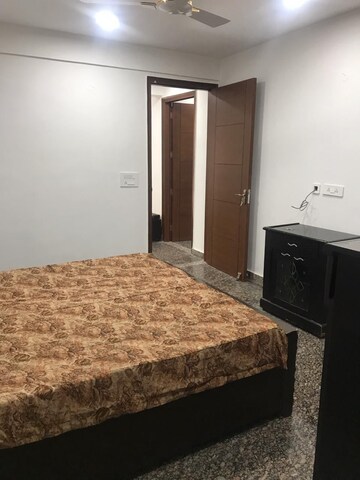 Bedroom in 2 BHK Builder Floor at Ardee City, Sector 52 – for Rent