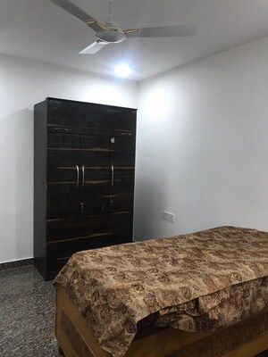 Bedroom in 2 BHK Builder Floor at Ardee City, Sector 52 – for Rent