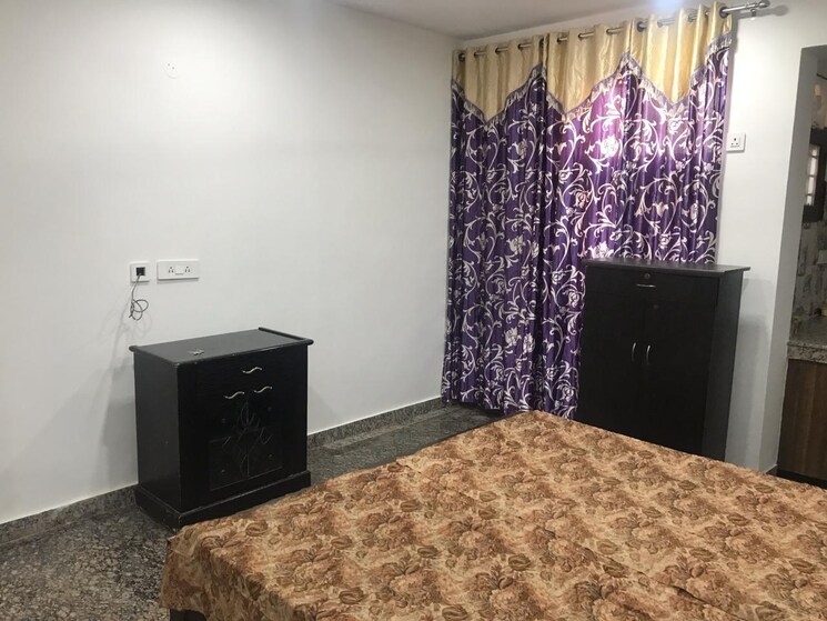 Bedroom, ardee-city 2 Bedroom 1650 Sq.Ft. Builder Floor In Sector 52 Gurgaon 9261149