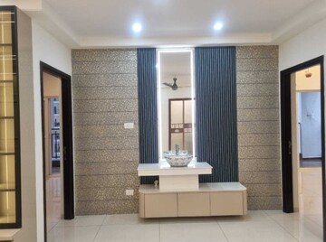 Room in 3 BHK Apartment at Rajapushpa Provincia, Narsingi – for Rent