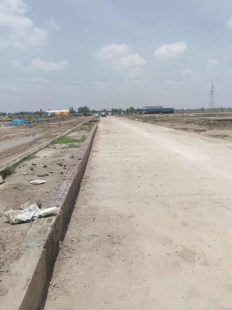 undefined, vrindavan  150 Sq.Yd. Plot In Vrindavan Mathura 9261170