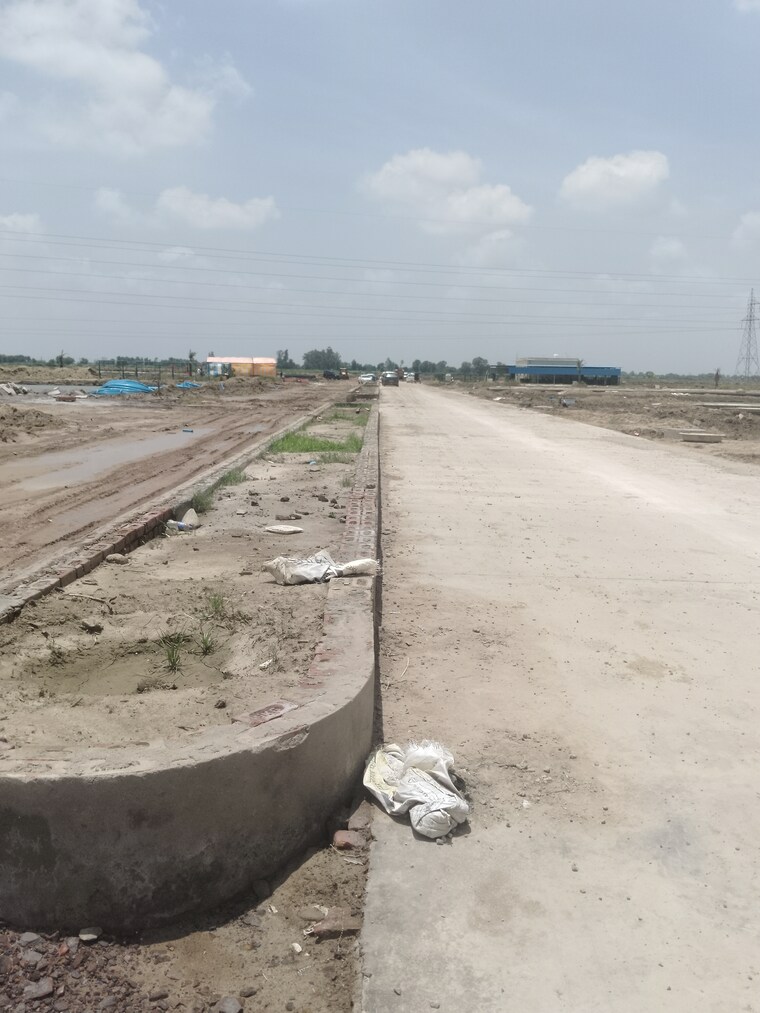 undefined, vrindavan  150 Sq.Yd. Plot In Vrindavan Mathura 9261170