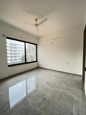 Room in 2 BHK Apartment at Lotus Aman, Kothrud – for Rent