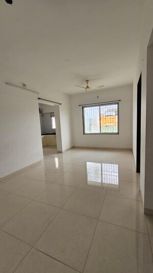 Room in 2 BHK Apartment at Pate Swayamprabha, Kothrud – for Rent
