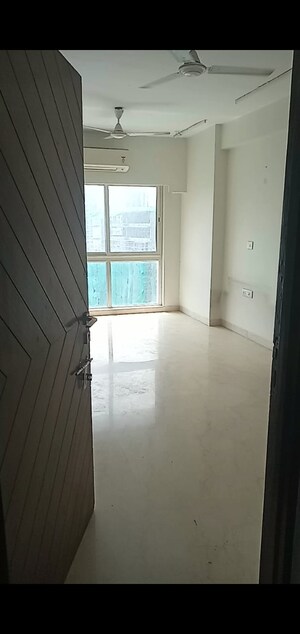 1.5 BHK Apartment For Rent in Omkar Vive, Kurla
