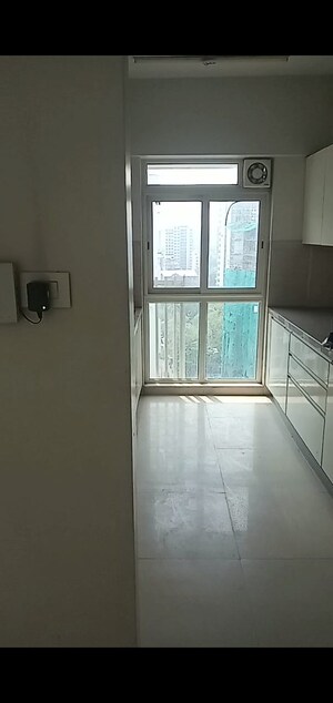 Room in 1.5 BHK Apartment at Omkar Vive, Kurla – for Rent