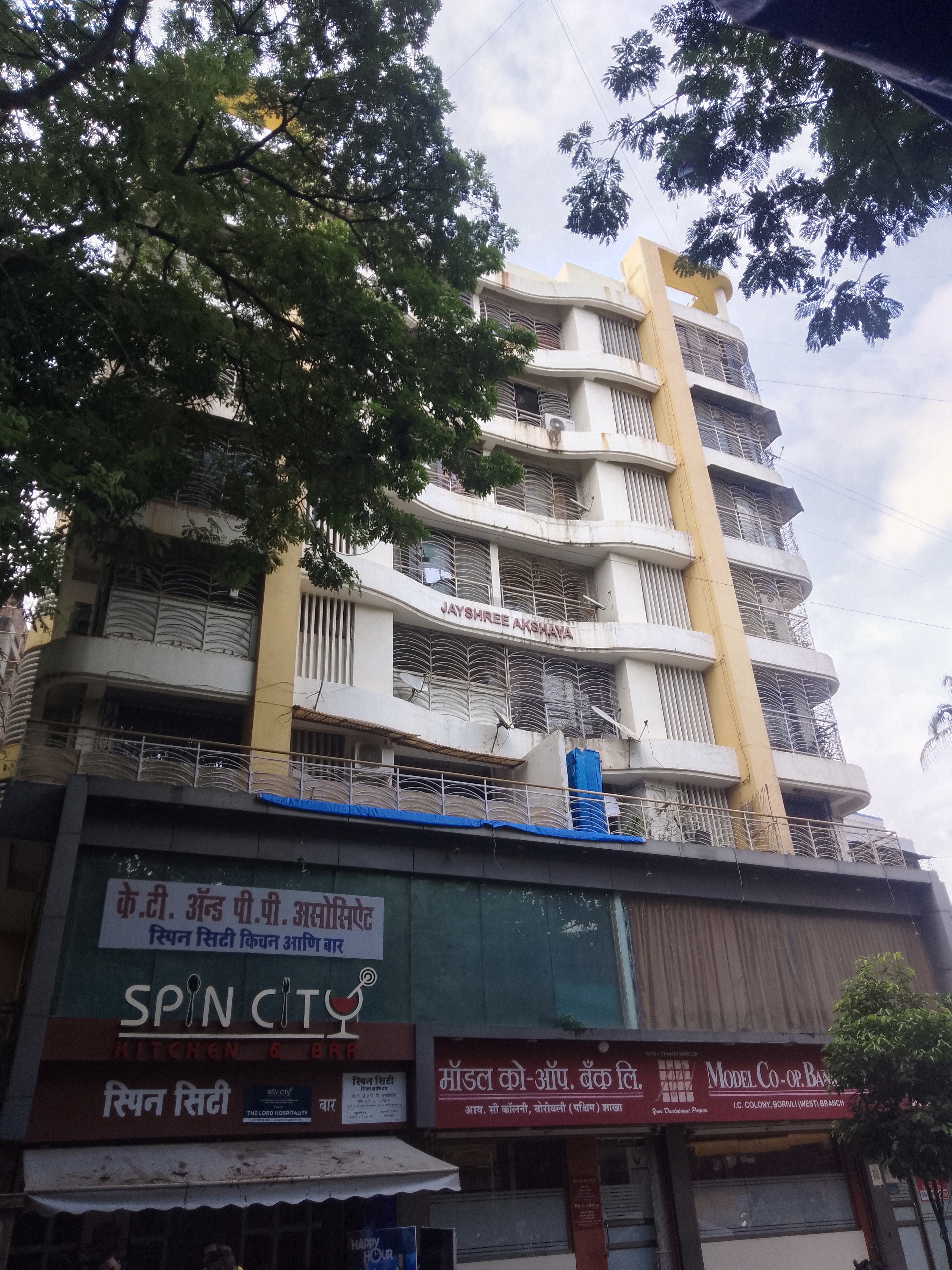 2 BHK Apartment For Rent in KT Jayshree Akshay Chs