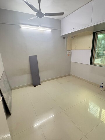 Room in 2 BHK Apartment at Kiran Appartment, Sinhagad Road – for Sale
