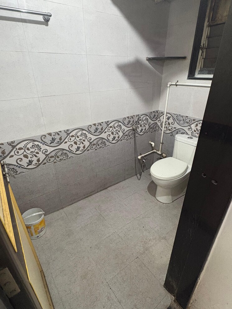 Bathroom, kiran-appartment 2 Bedroom 745 Sq.Ft. Apartment In Sinhagad Road Pune 9261312