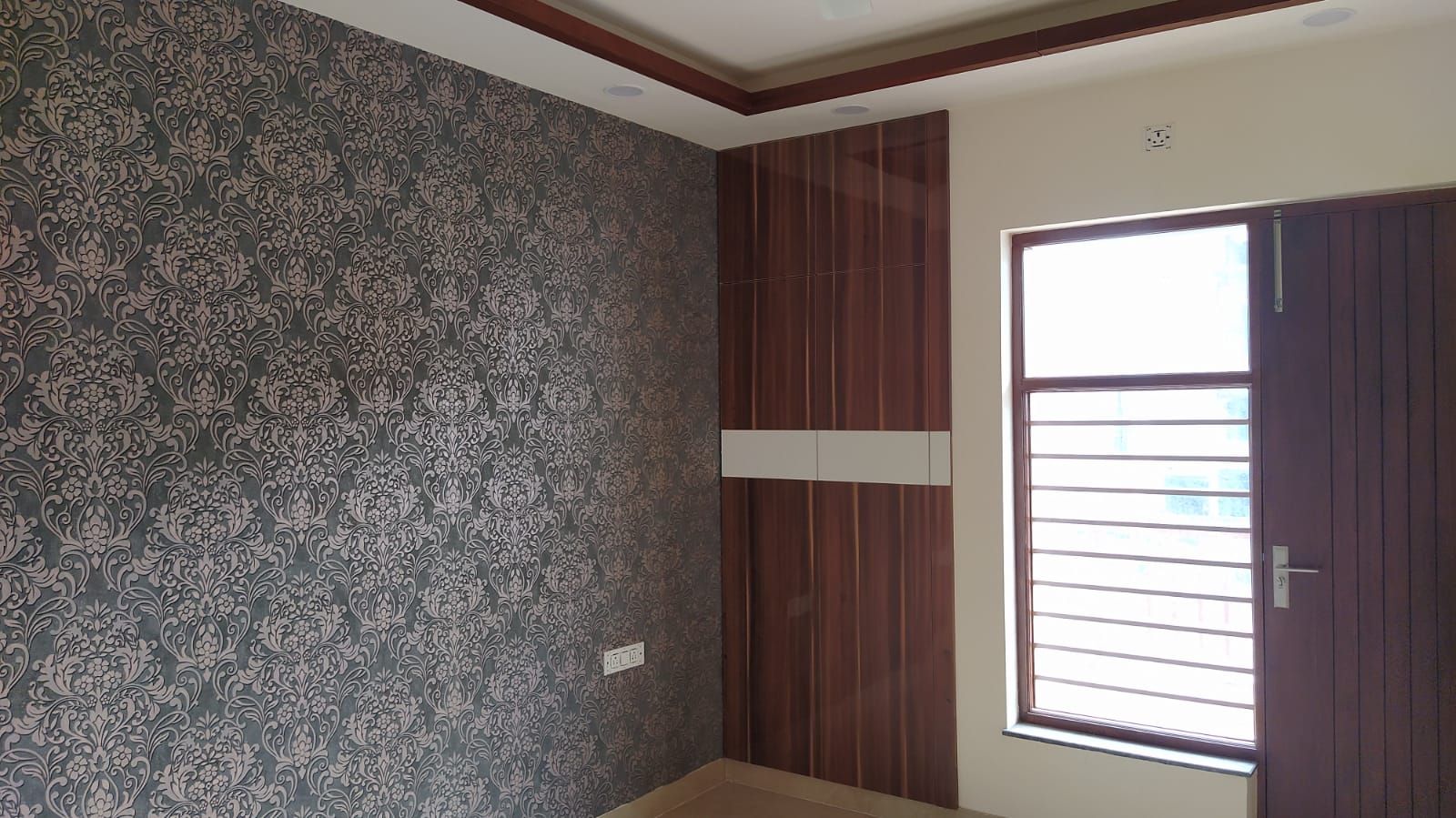 3 BHK Builder Floor For Sale in Puri Kohinoor