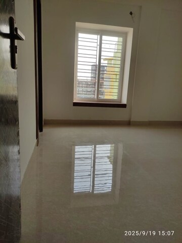 Room in 3 BHK Apartment at Bengal Shelter Akankha, Rajarhat – for Sale