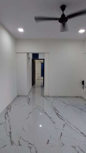 Room in 1 BHK Apartment at Rishabraj Sujai, Malad East – for Rent
