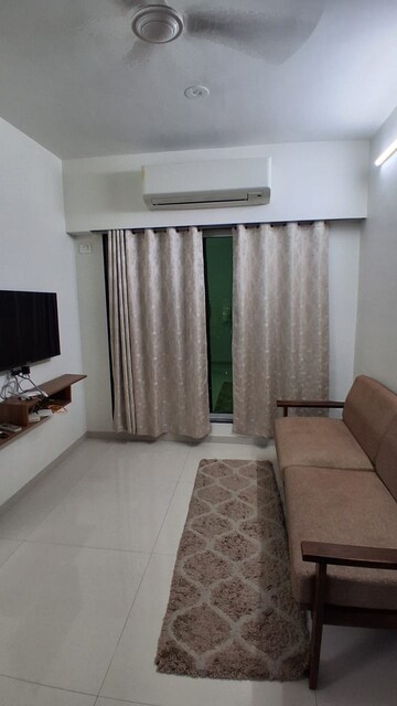 Living Room in 1 BHK Apartment at Malad East – for Rent