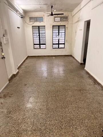 Room in 1 BHK Apartment at Deep Vishwa Apartment, Erandwane – for Rent