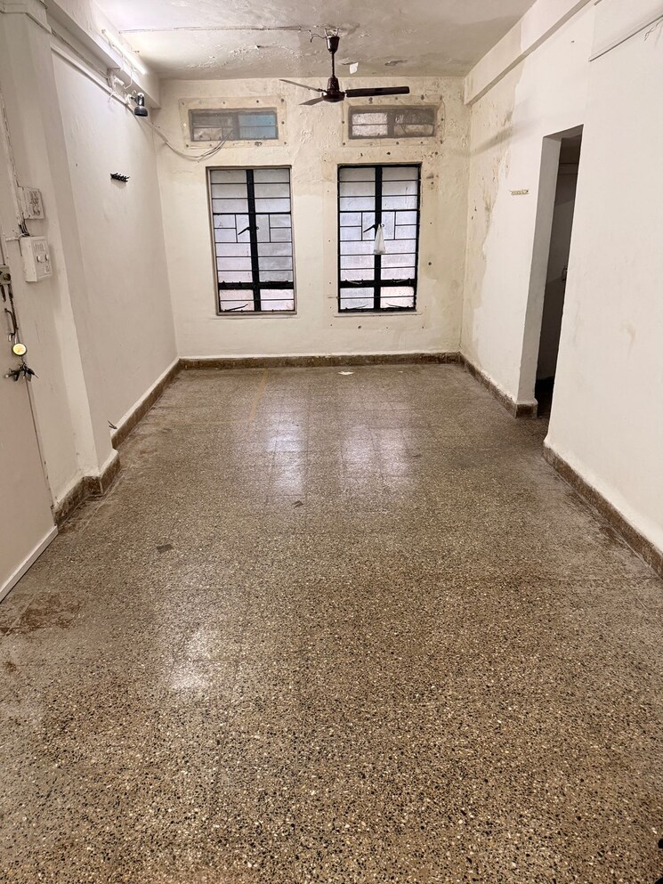 Room, deep-vishwa-apartment 1 Bedroom 680 Sq.Ft. Apartment In Erandwane Pune 9261595