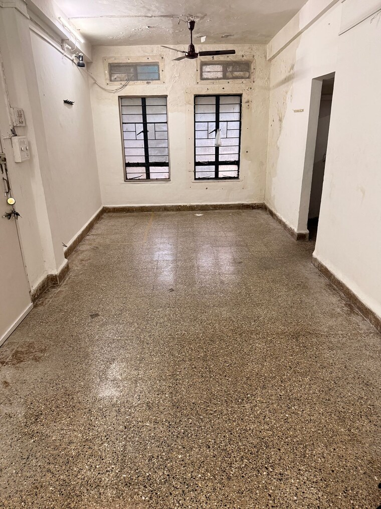 Room, deep-vishwa-apartment 1 Bedroom 680 Sq.Ft. Apartment In Erandwane Pune 9261595