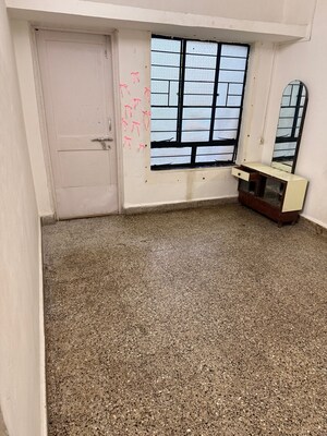 Parking in 1 BHK Apartment at Deep Vishwa Apartment, Erandwane – for Rent