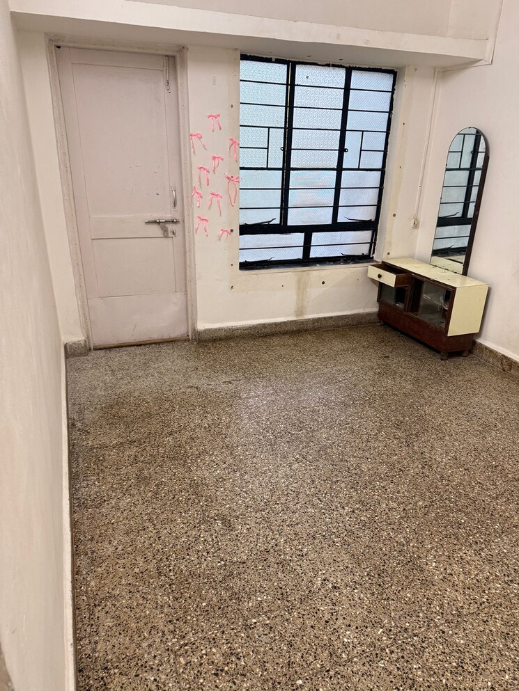  Parking, deep-vishwa-apartment 1 Bedroom 680 Sq.Ft. Apartment In Erandwane Pune 9261595