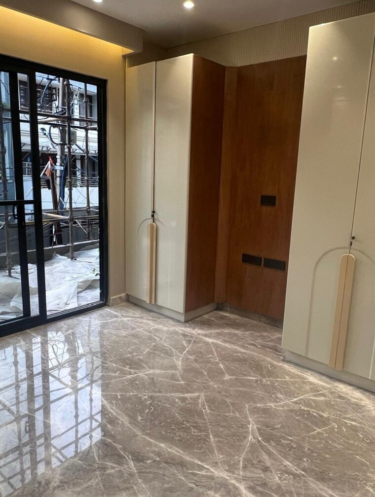 Room, naraina 4 Bedroom 2750 Sq.Ft. Builder Floor In Naraina Delhi 9164160