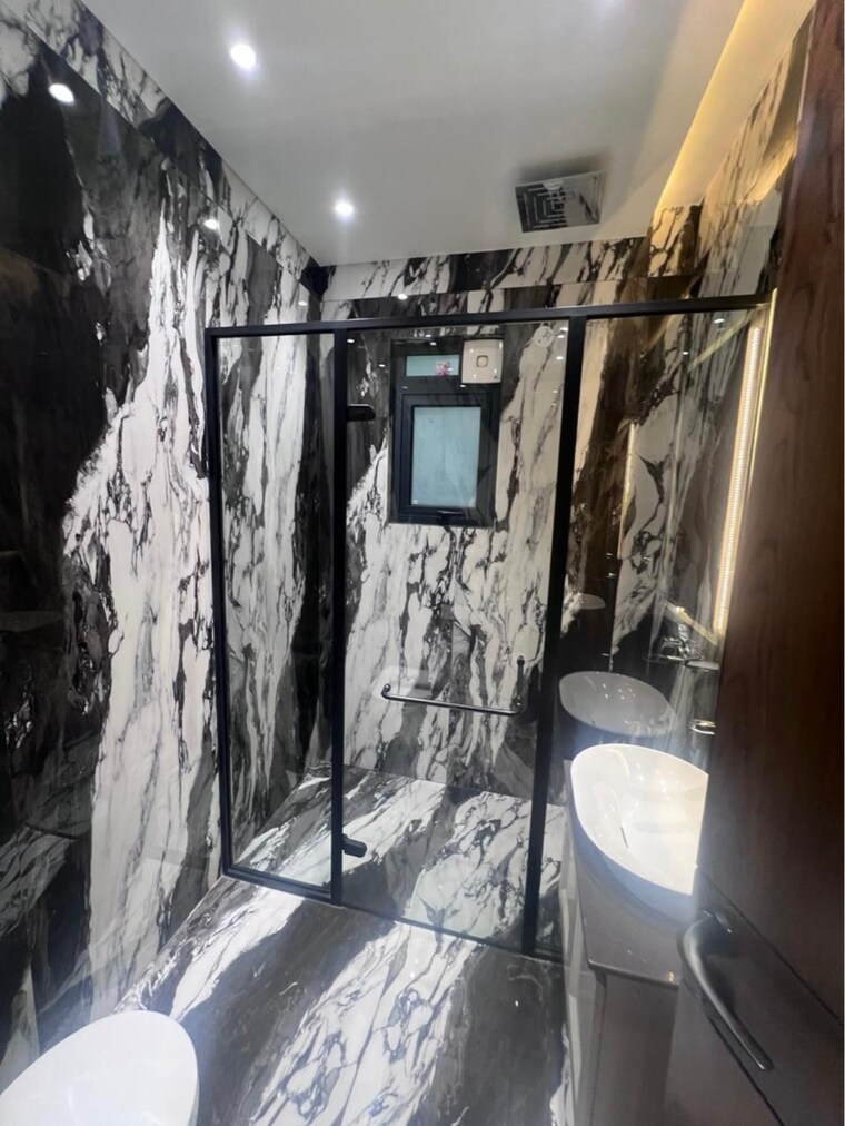 Bathroom, naraina 4 Bedroom 2750 Sq.Ft. Builder Floor In Naraina Delhi 9164160