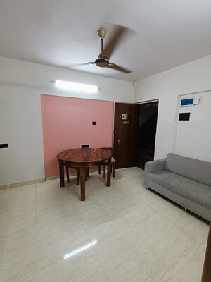 Studio Apartment For Rent in Sea Breeze CHS, Andheri West