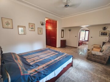 Master Bedroom in 3 BHK Builder Floor at Kalkaji – for Rent