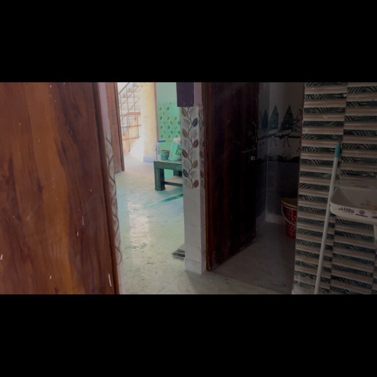 Room, upavp-brahmputra-enclave 1 Bedroom 550 Sq.Ft. Apartment In Siddharth Vihar Ghaziabad 9261423