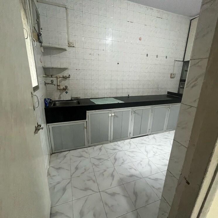 Bathroom, estee-geejay-apartments 1 Bedroom 480 Sq.Ft. Apartment In Saibaba Nagar Mumbai 9261422