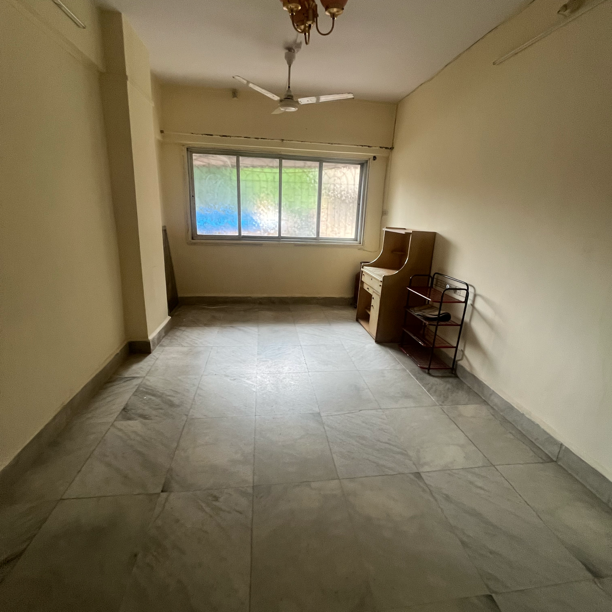 1 BHK Apartment For Rent in Estee Geejay Apartments