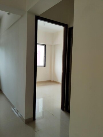 Room in 1 BHK Apartment at Lower Parel West – for Rent