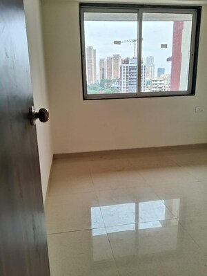 Room in 1 BHK Apartment at Lower Parel West – for Rent