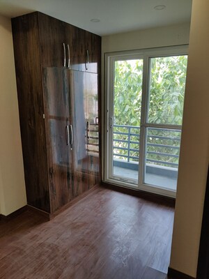 Room in 2 BHK Apartment at Hero Homes Gurgaon, Sector 104 – for Rent