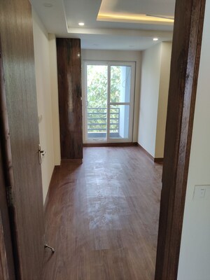 Room in 2 BHK Apartment at Hero Homes Gurgaon, Sector 104 – for Rent